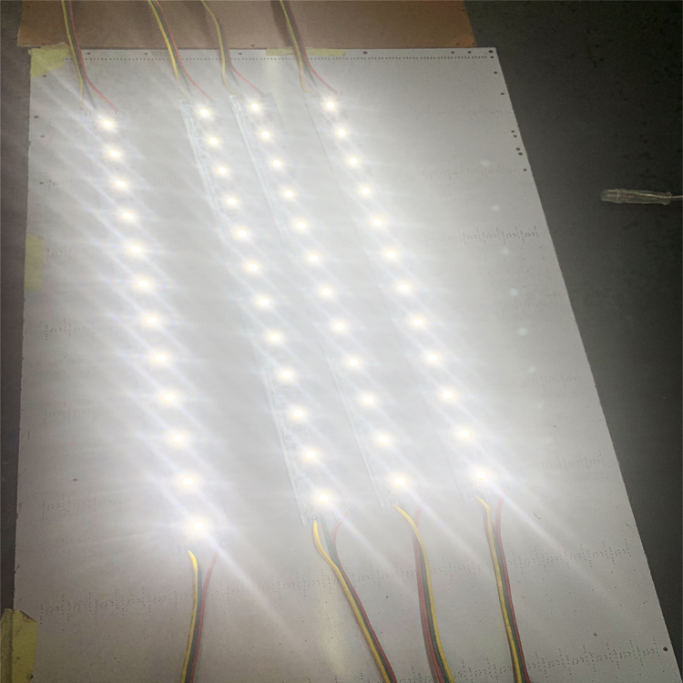 Customer 12pcs UCS8903 SMD3030 White 4000K led bar light